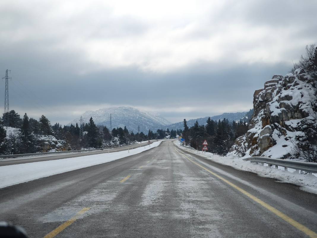 Konya’nın kar altındaki yaylası bir masal diyarına dönüştü 8